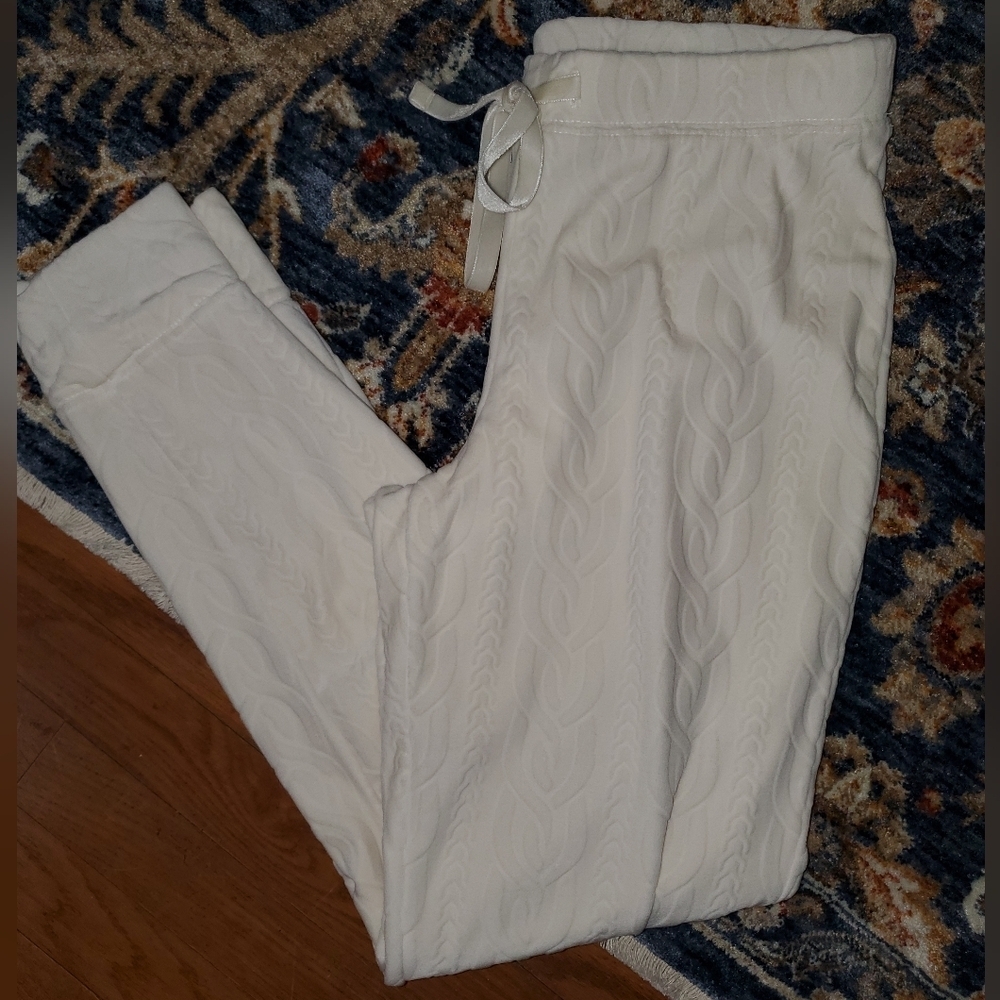Cupcakes & Cashmere Ivory Knit Joggers